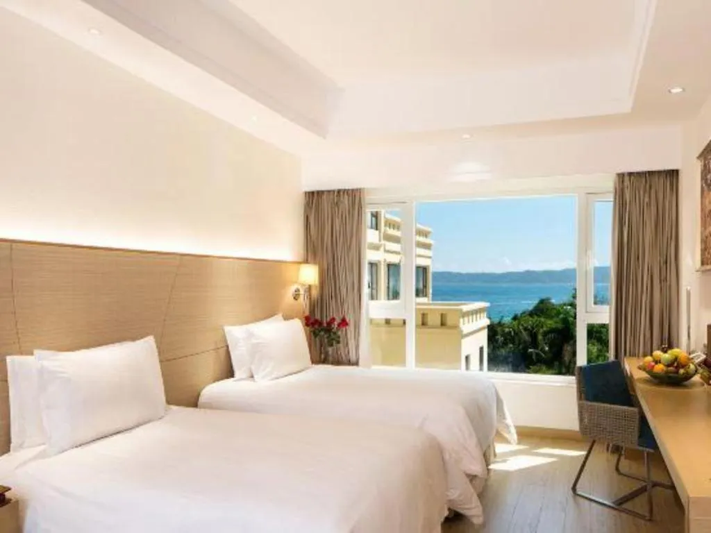 Ocean View Resort Yalong Bay Санья