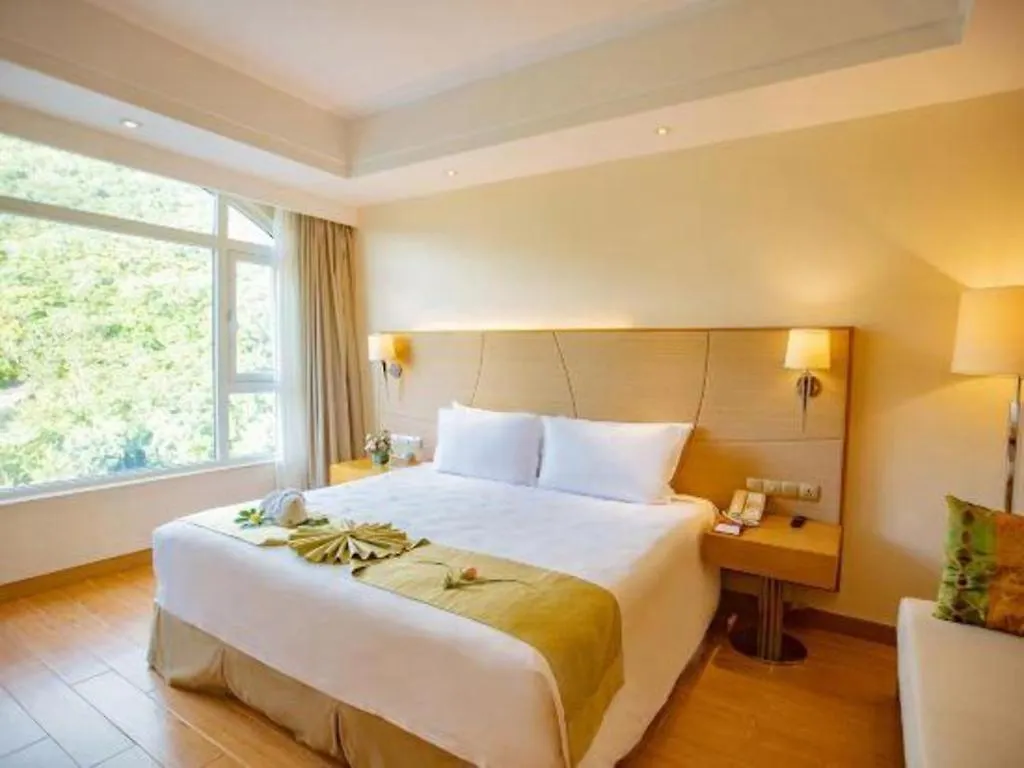 *****  Ocean View Resort Yalong Bay Санья Китай