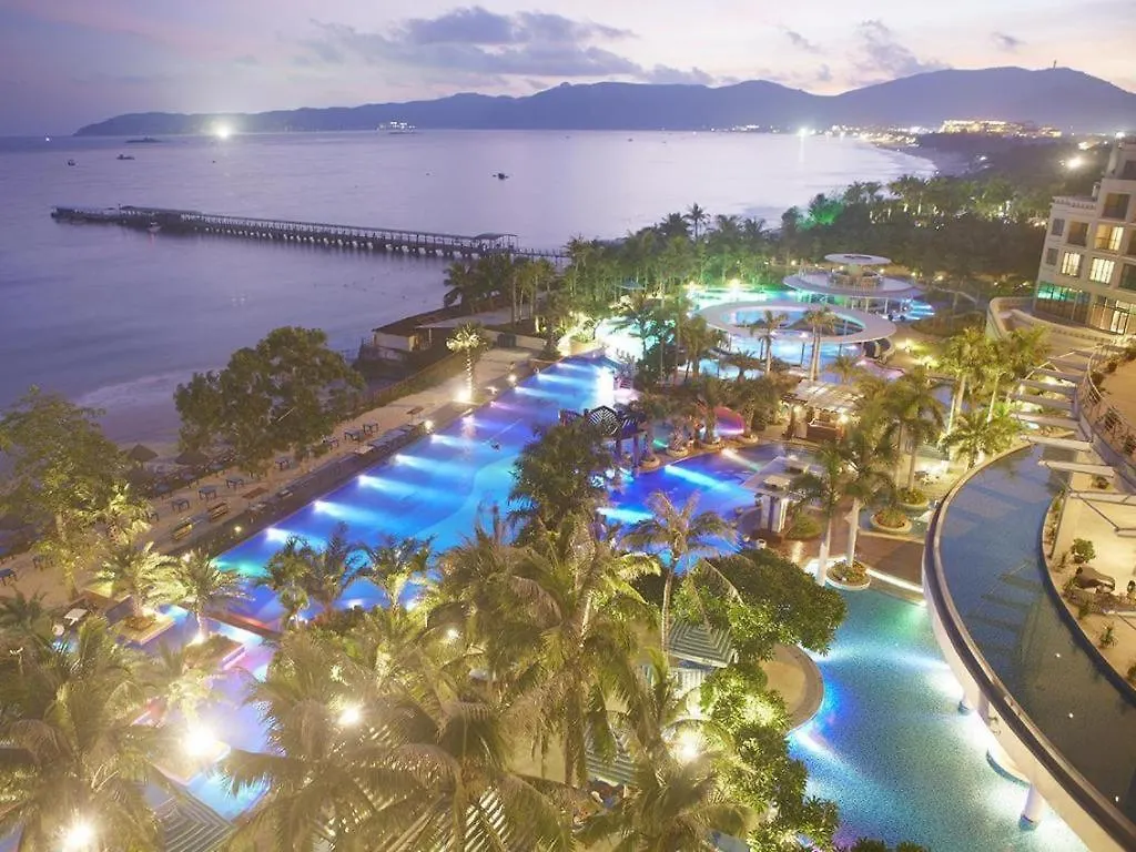 Ocean View Resort Yalong Bay Санья